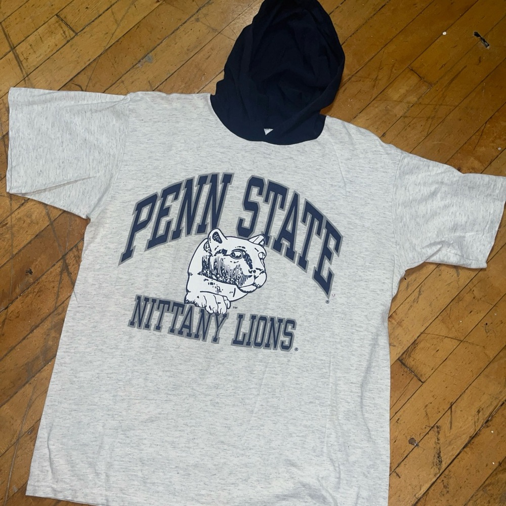 Vintage 90’s single stitch short sleeve Penn State hoodie Tee